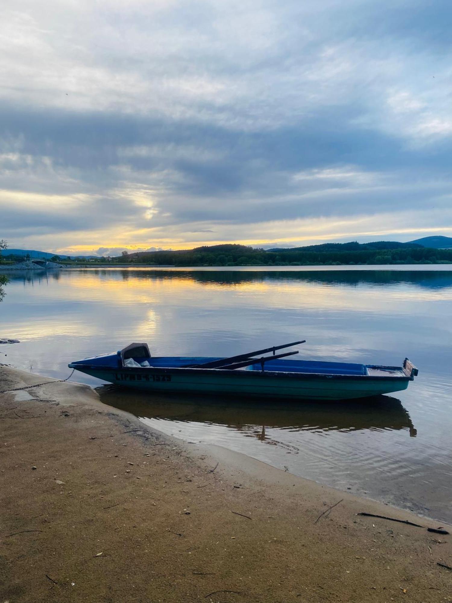 Apartman Na Brehu Lipna Černá v Pošumaví Exteriér fotografie